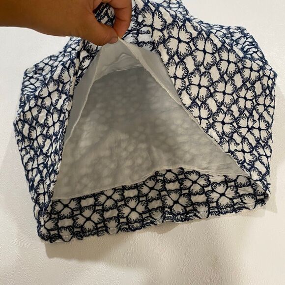 Miami Blue White Embroidered Sleeveless Tank Top Women’s Small - Picture 7 of 7